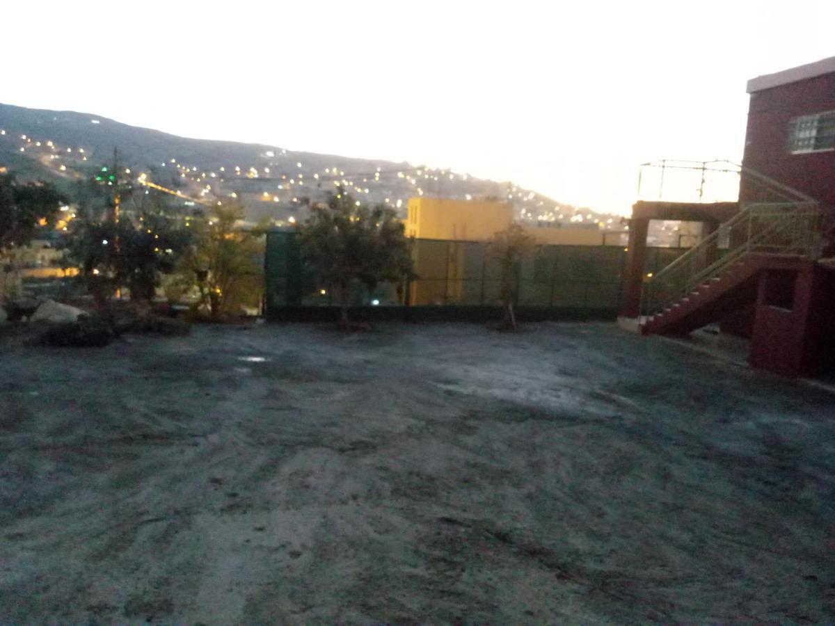Happy Night Hostel Wadi Musa Eksteriør bilde